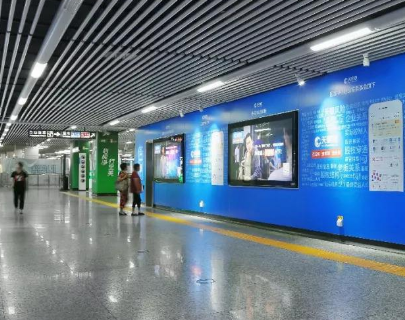地鐵站不同區(qū)域?qū)κ覂?nèi)全彩led顯示屏要求有哪些？